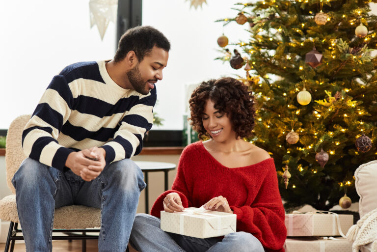 Holiday Harmony: Straighten Your Smile and Jaw with Invisalign